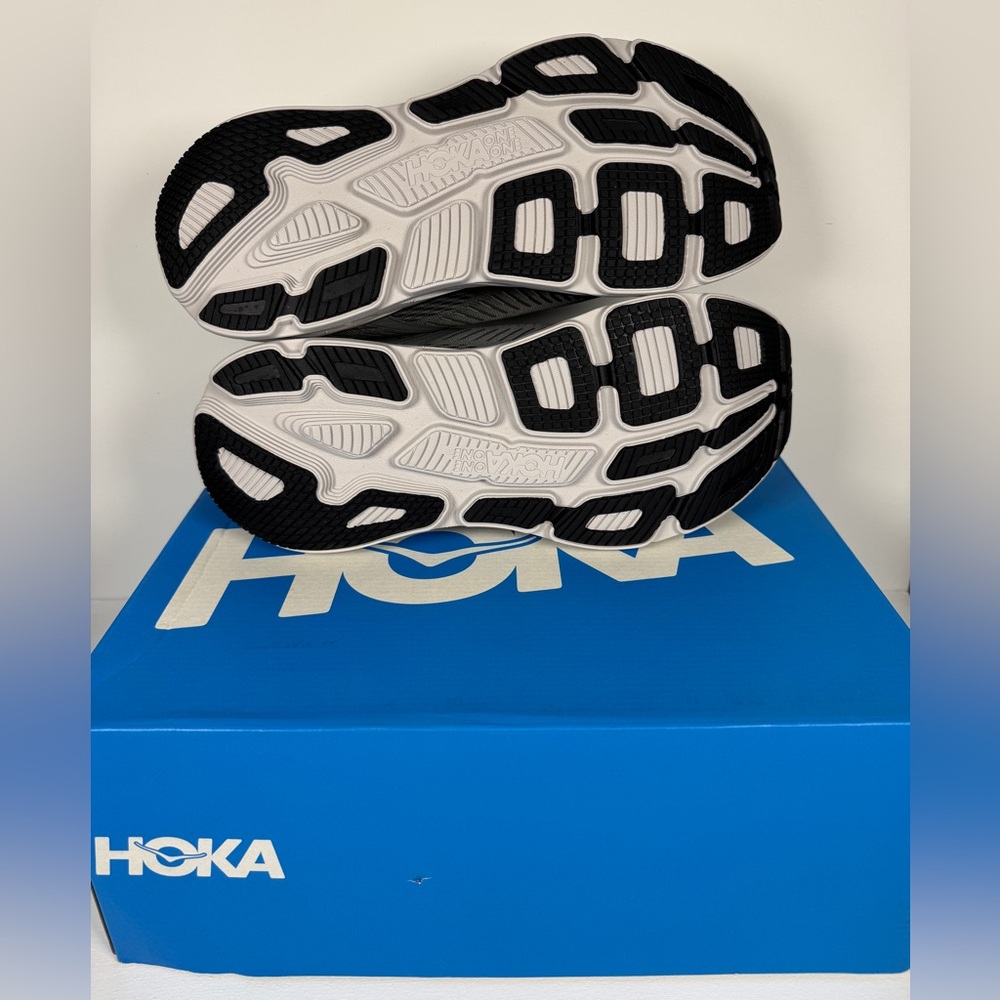Size 10.5 - Hoka One One Bondi 7 Wild Dove - Picture 5 of 8